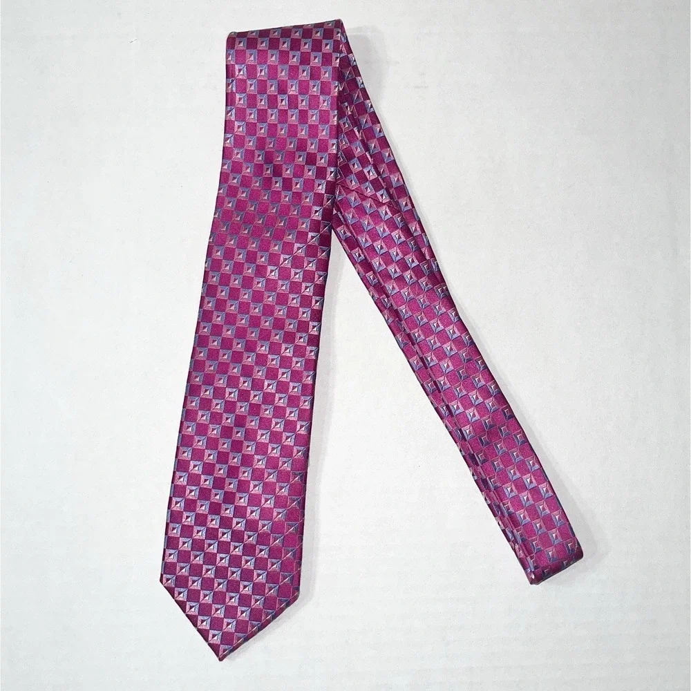 Hickey Freeman Tie‎ Men's OS Pink Geometric AOP 100% Silk Professional Office